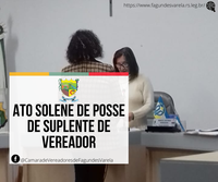 ATO SOLENE DE POSSE DE SUPLENTE DE VEREADOR